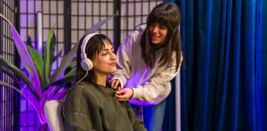 two peoople in a sound therapy session